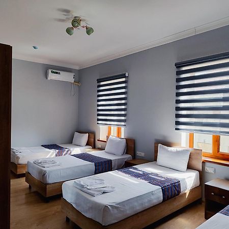 Hud Hud Bed and Breakfast Bukhara Esterno foto