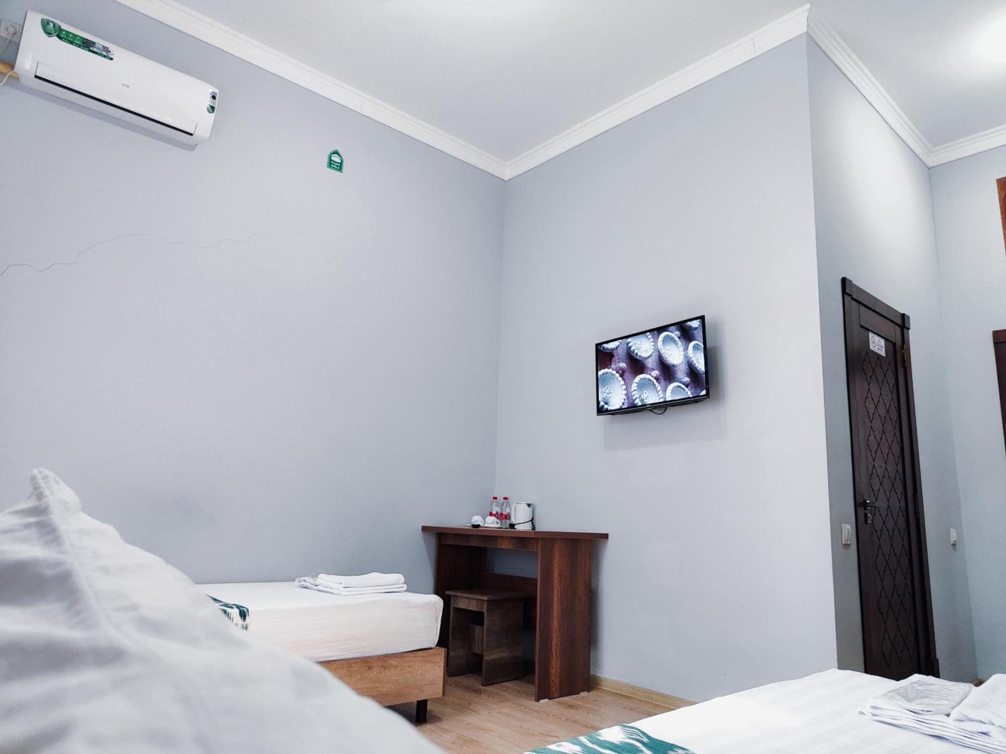Hud Hud Bed and Breakfast Bukhara Esterno foto