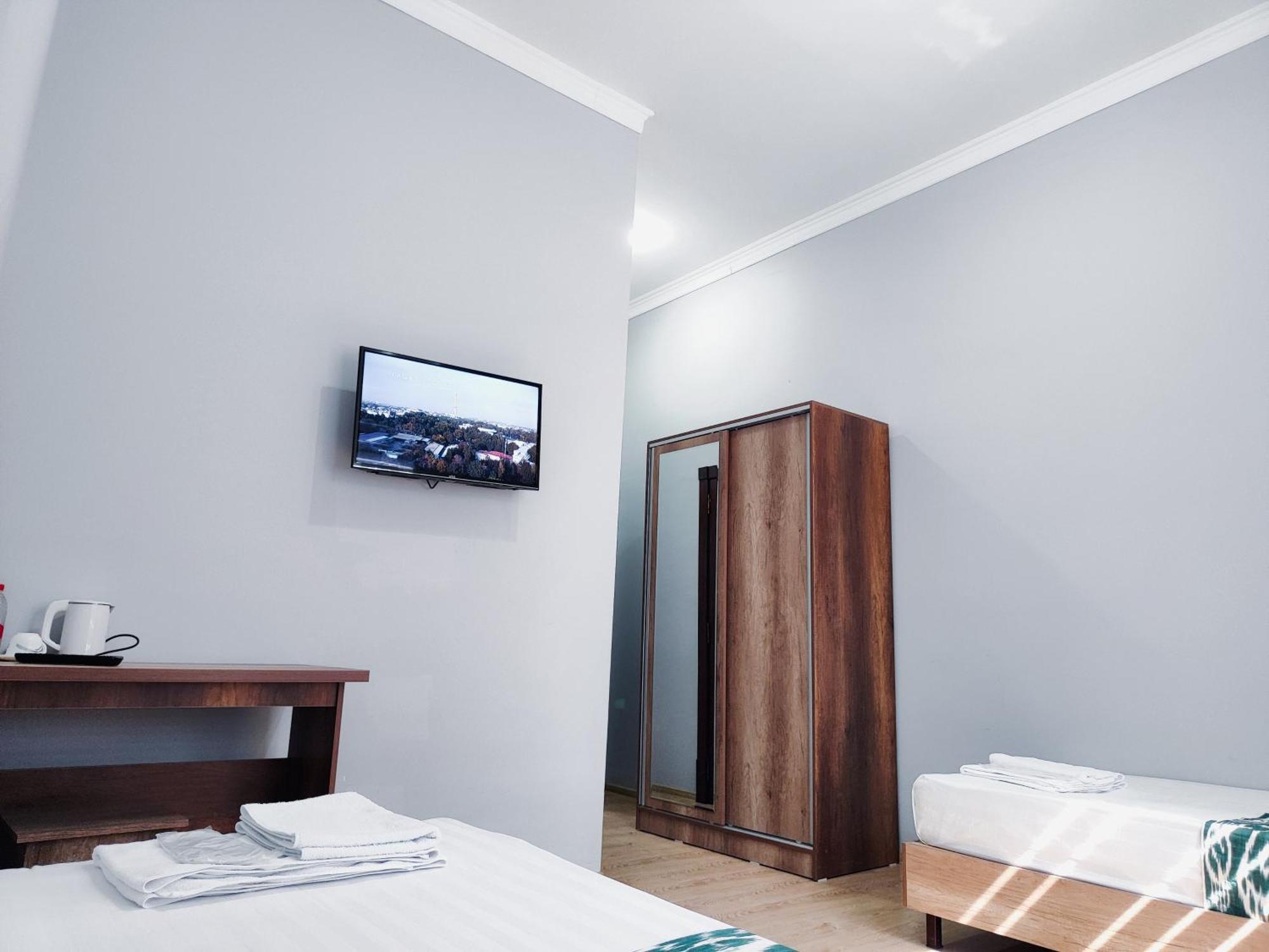 Hud Hud Bed and Breakfast Bukhara Esterno foto