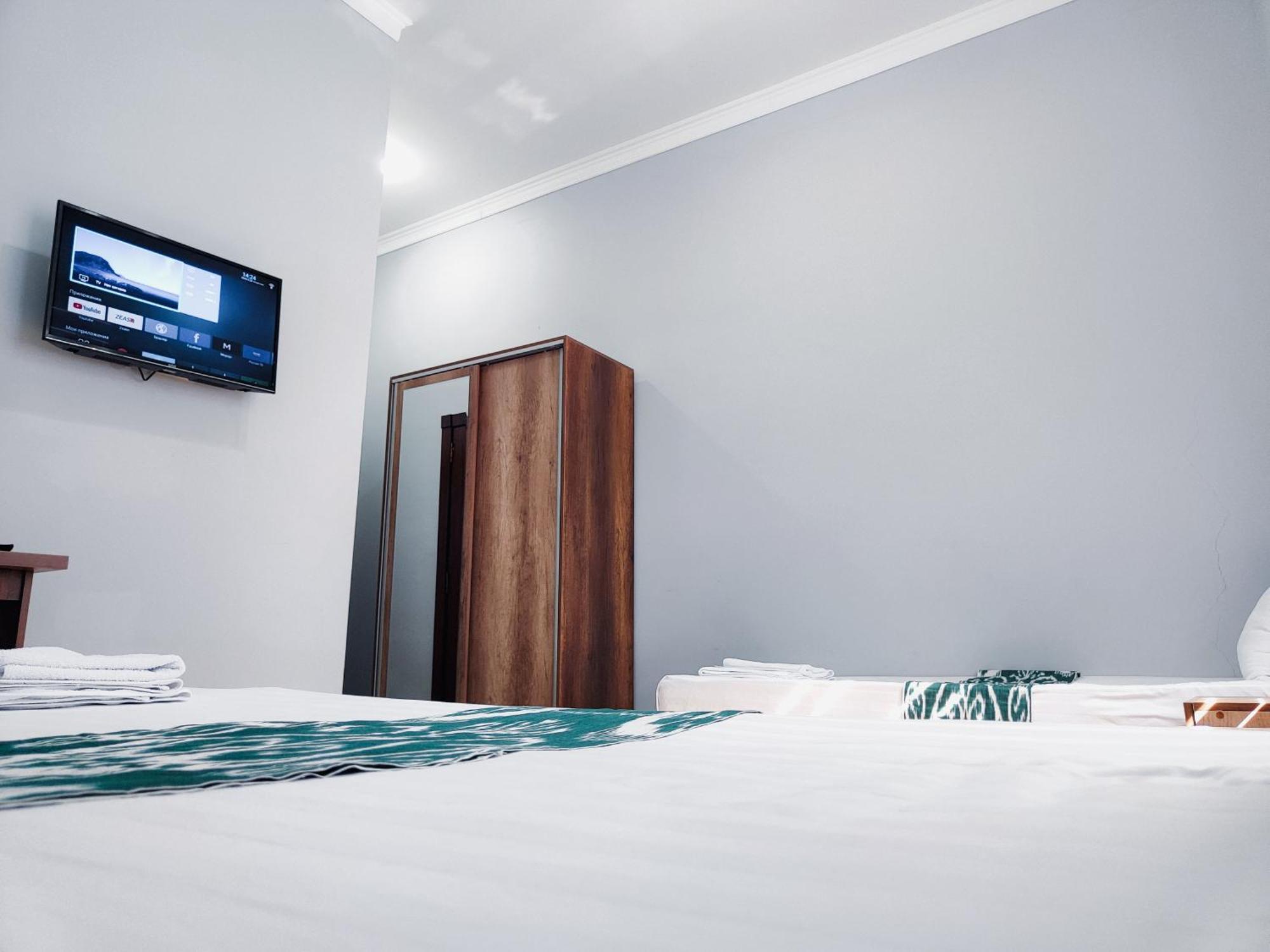 Hud Hud Bed and Breakfast Bukhara Esterno foto